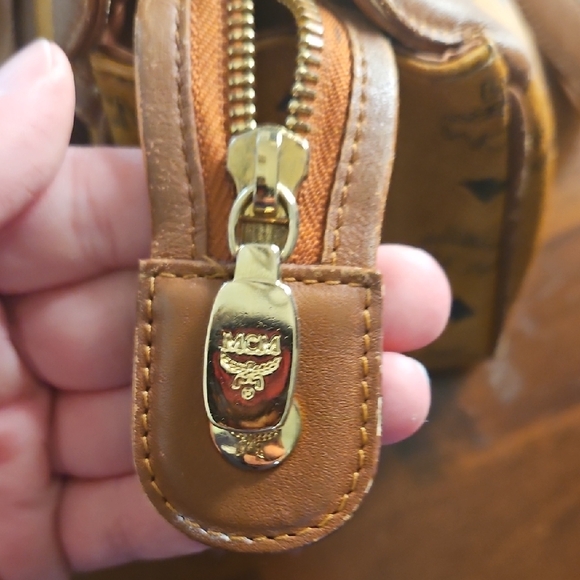 MCM Tan Leather Women's Bag - Picture 16 of 16